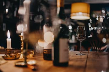 Wine bar